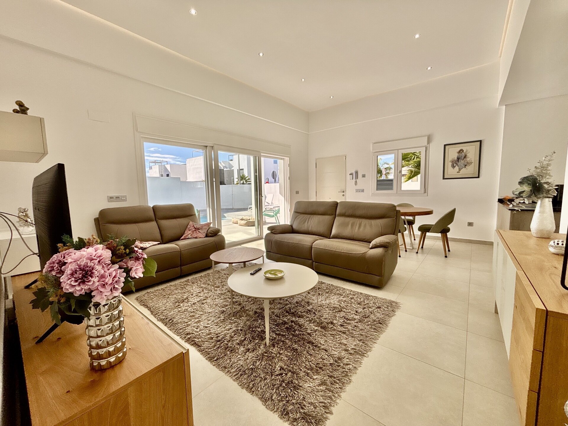 3-Bedroom Detached House in Benijófar - Image 16