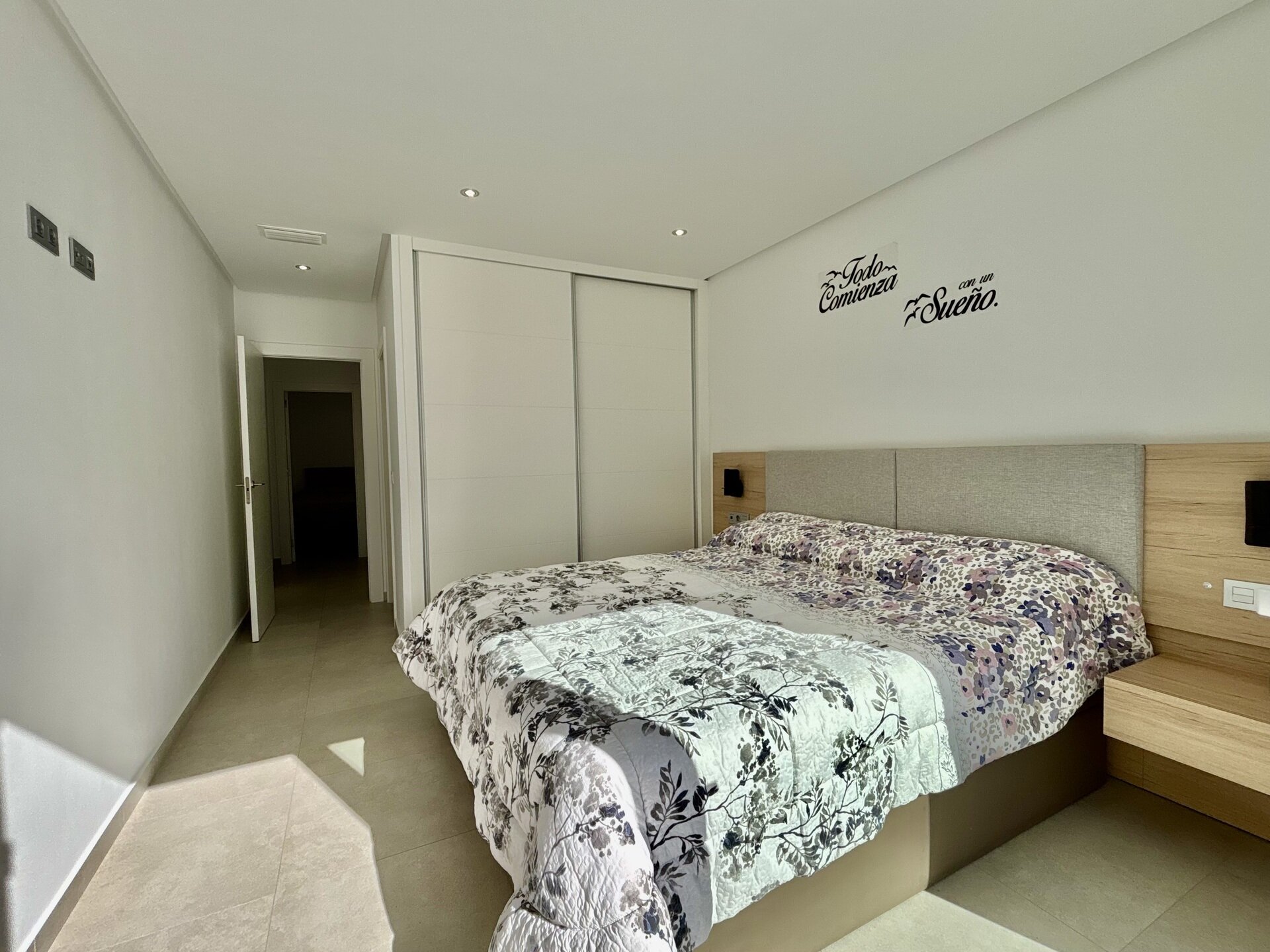 3-Bedroom Detached House in Benijófar - Image 20