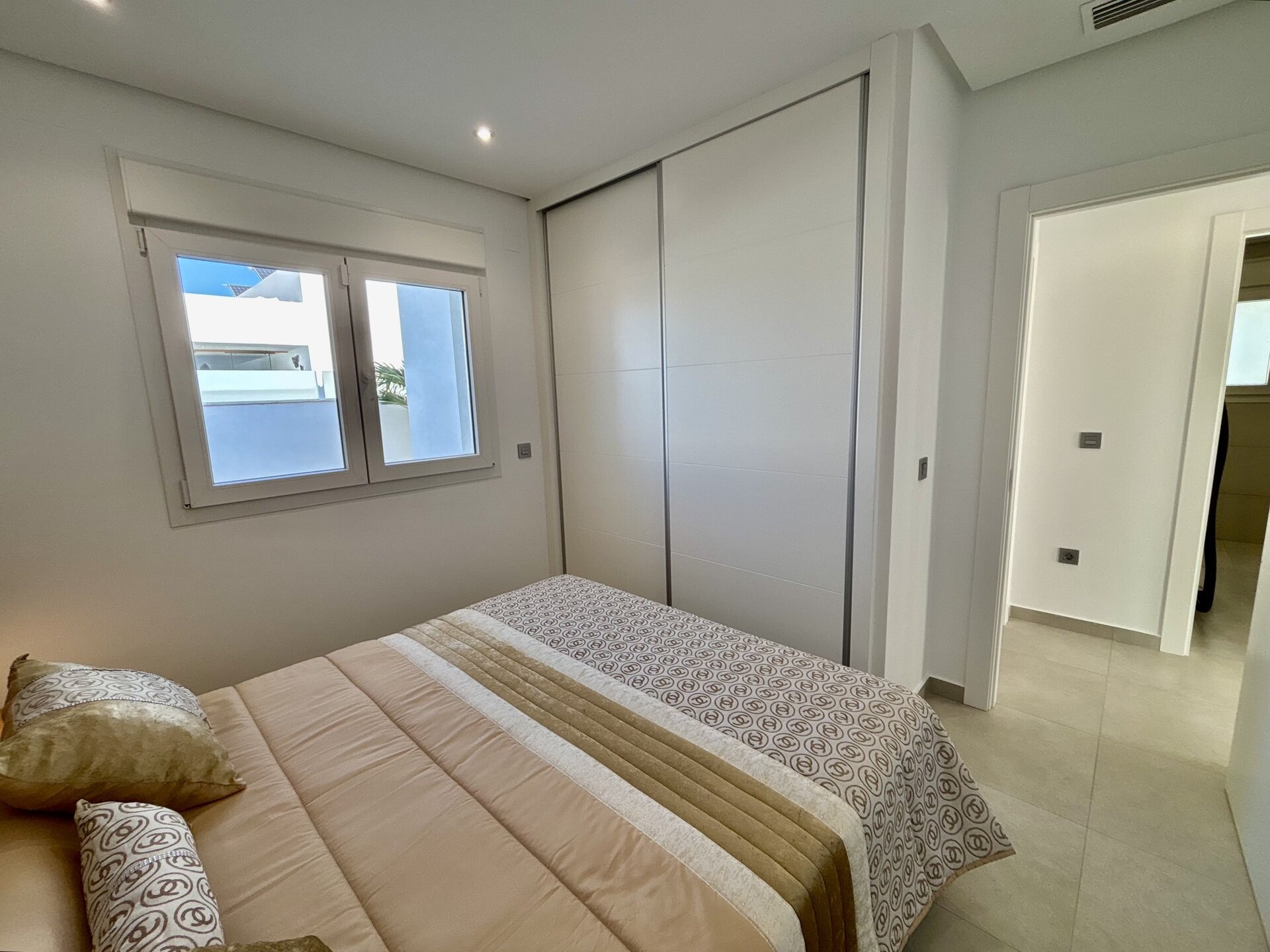 3-Bedroom Detached House in Benijófar - Image 23