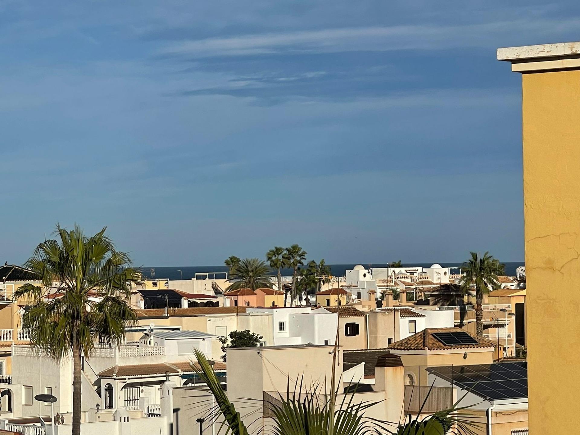 3-Bedroom Penthouse in Los Frutales, Torrevieja - Image 41