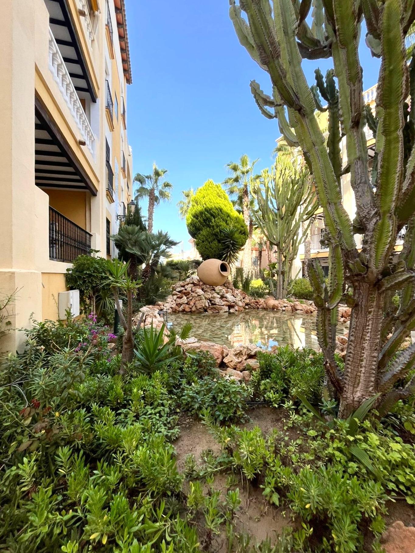 3-Bedroom Penthouse in Los Frutales, Torrevieja - Image 7