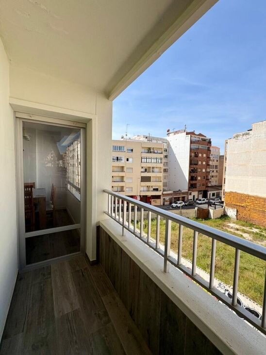 3-Bedroom Apartment in Centro, Torrevieja - Image 10