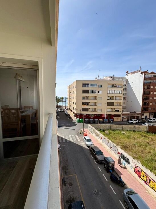 3-Bedroom Apartment in Centro, Torrevieja - Image 11