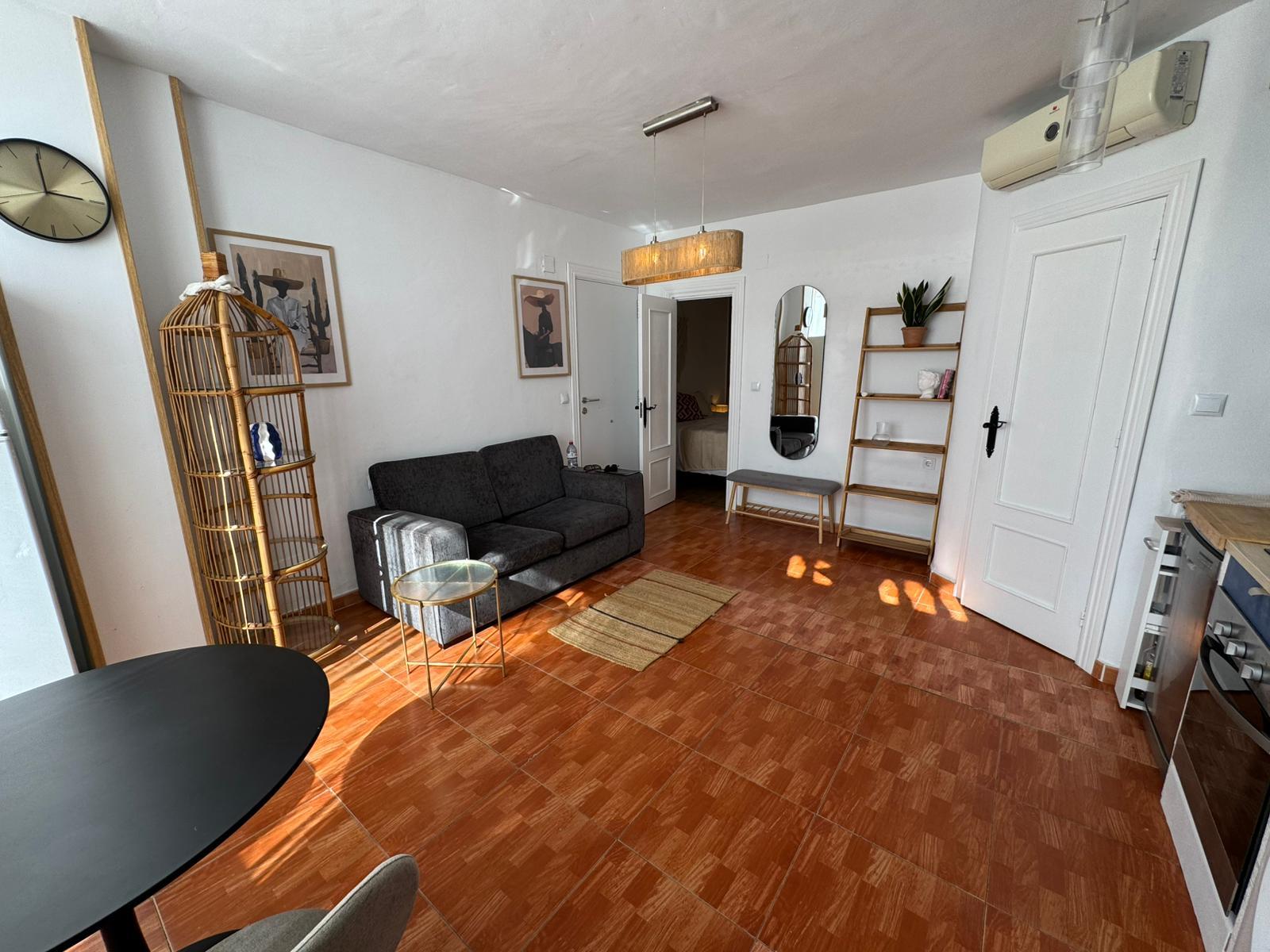 2-Bedroom Bungalow in Torrevieja - Image 7