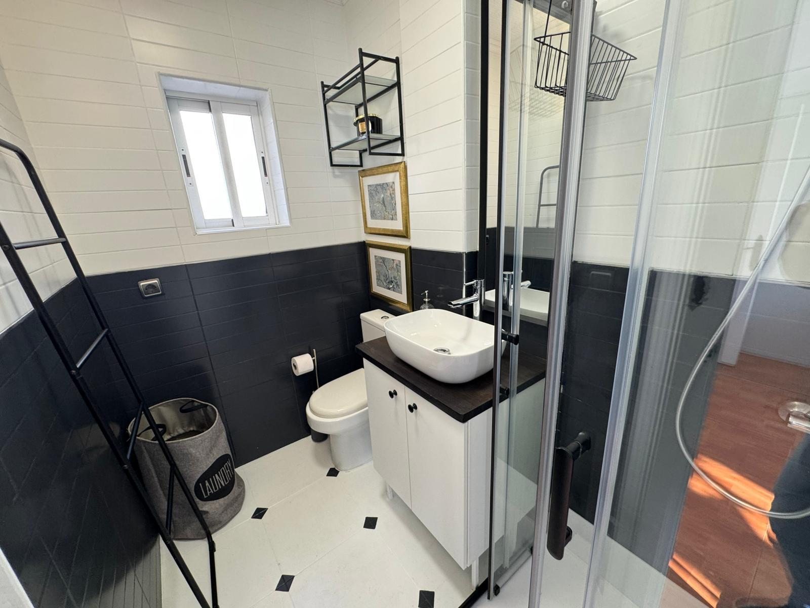 2-Bedroom Bungalow in Torrevieja - Image 9