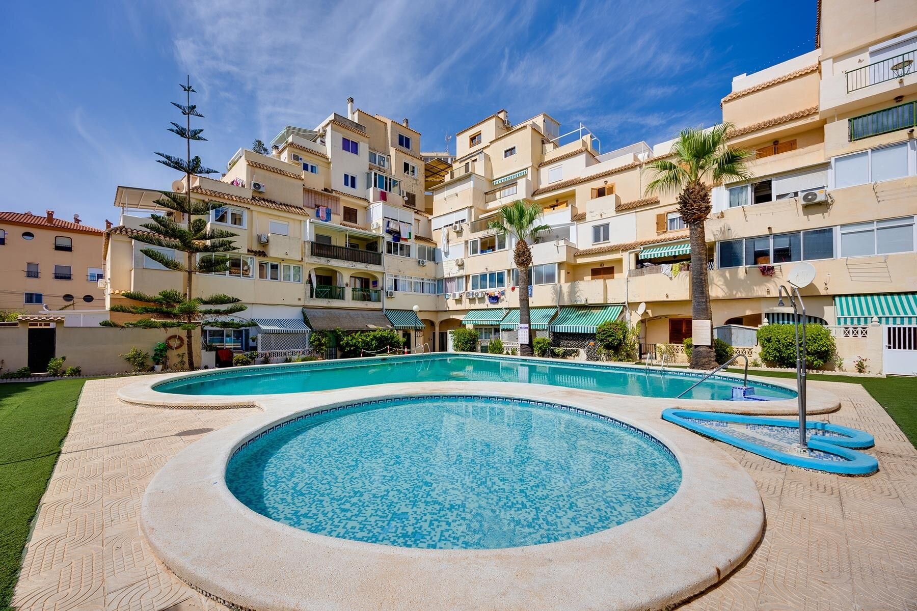 Apartamento de 1 Dormitorios en Nueva Torrevieja, Torrevieja - Image 1