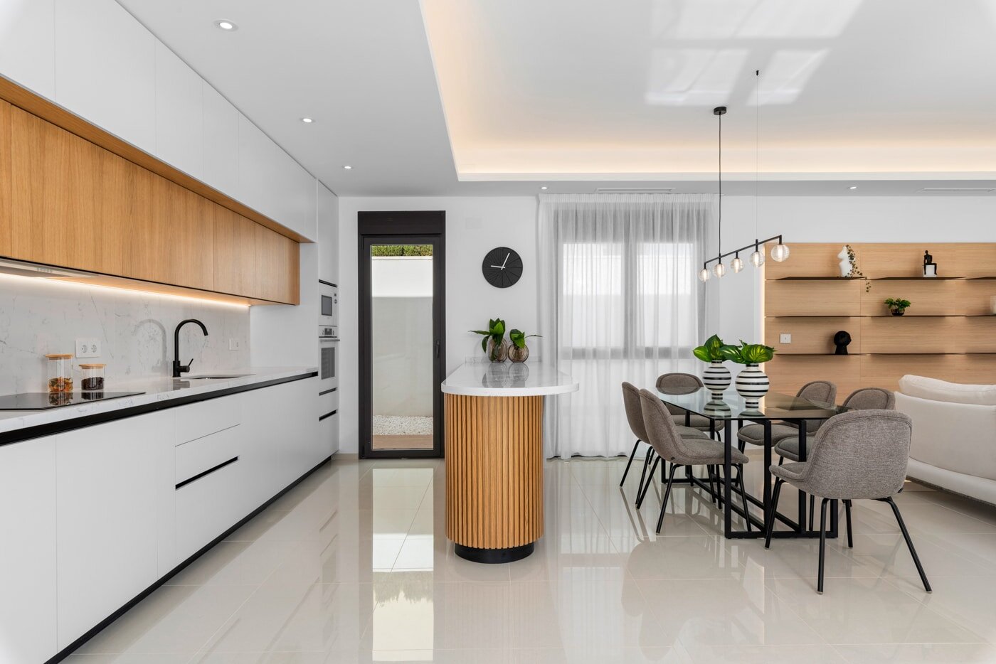 3-Bedroom Detached House in Ciudad Quesada - Image 4