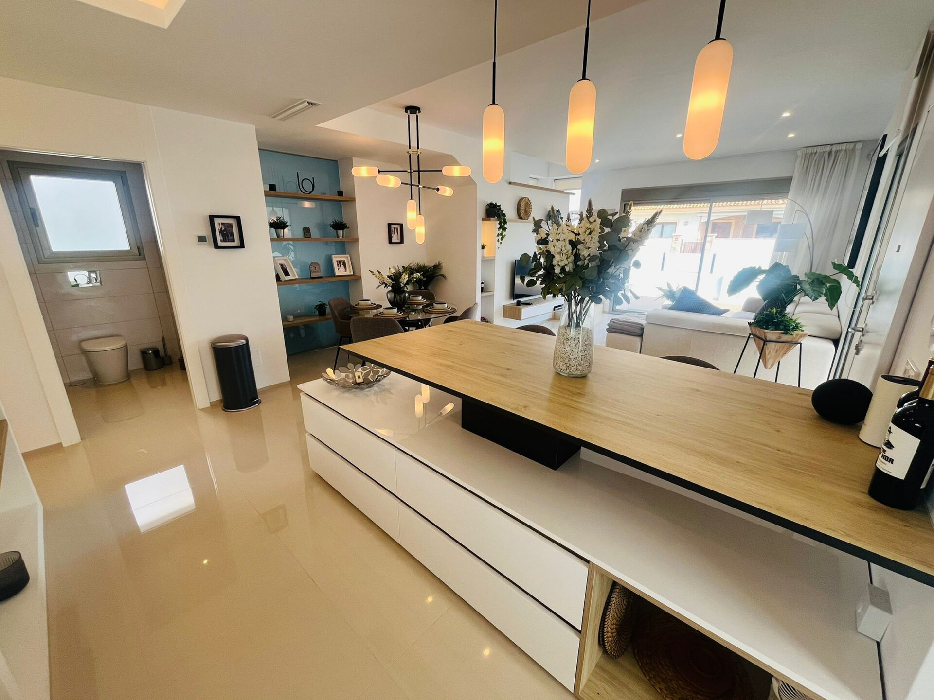 3-Bedroom Villa in Playa del Espejo, Los Alcázares - Image 2