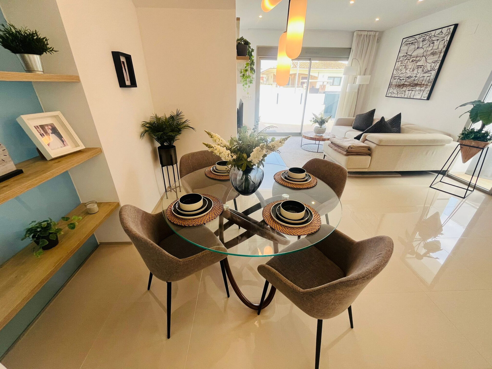 3-Bedroom Villa in Playa del Espejo, Los Alcázares - Image 4