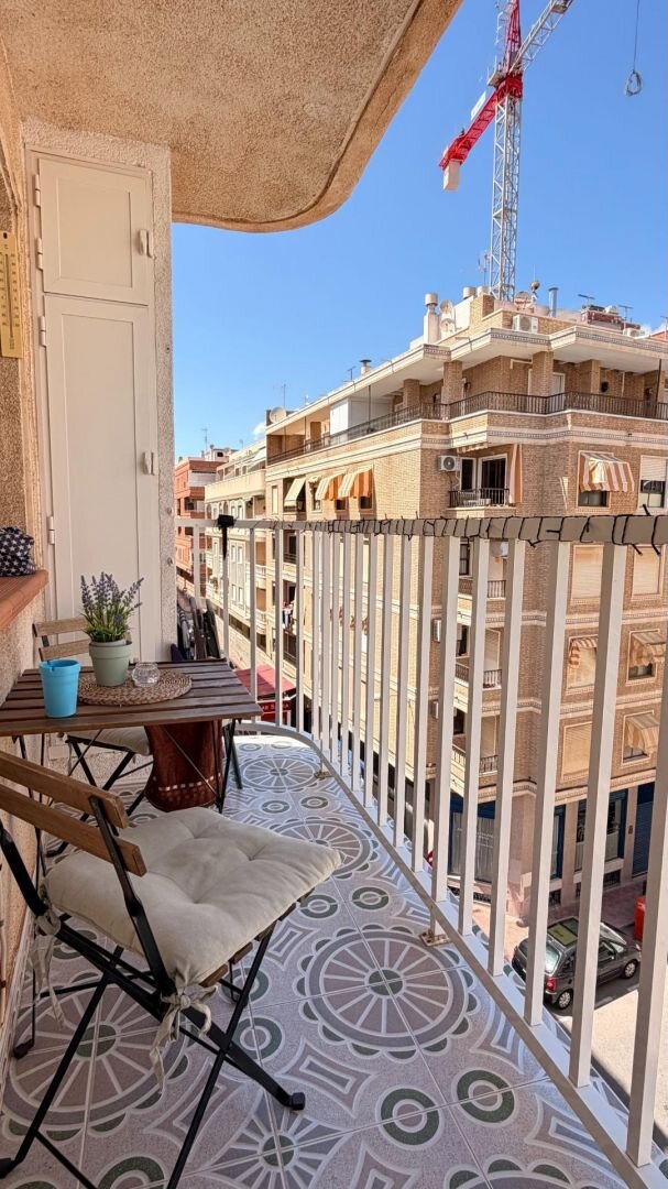 1-Bedroom Apartment in Habaneras, Torrevieja - Image 16