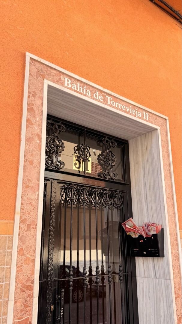 1-Bedroom Apartment in Habaneras, Torrevieja - Image 17