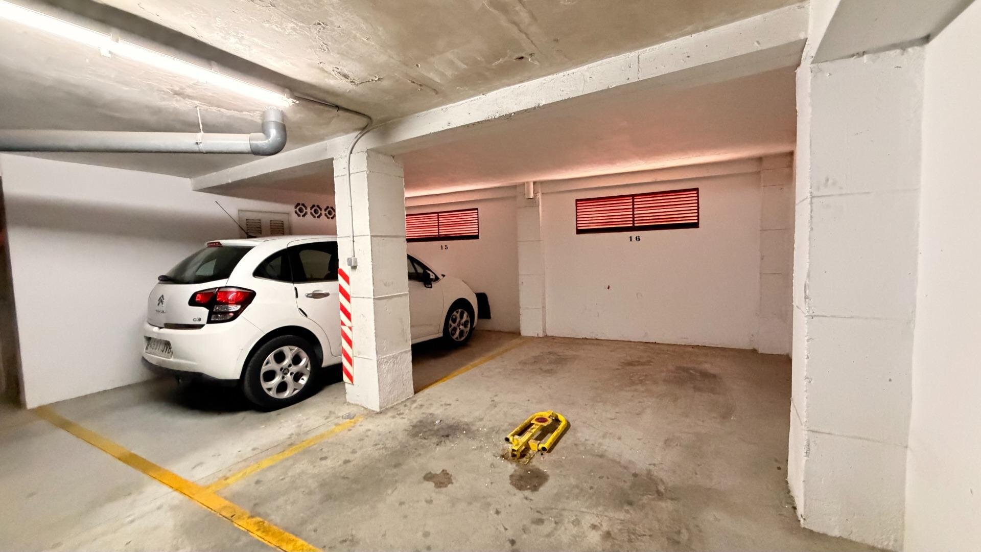 1-Bedroom Apartment in Habaneras, Torrevieja - Image 19