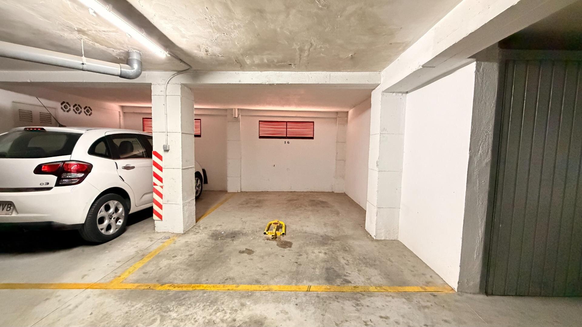 1-Bedroom Apartment in Habaneras, Torrevieja - Image 20