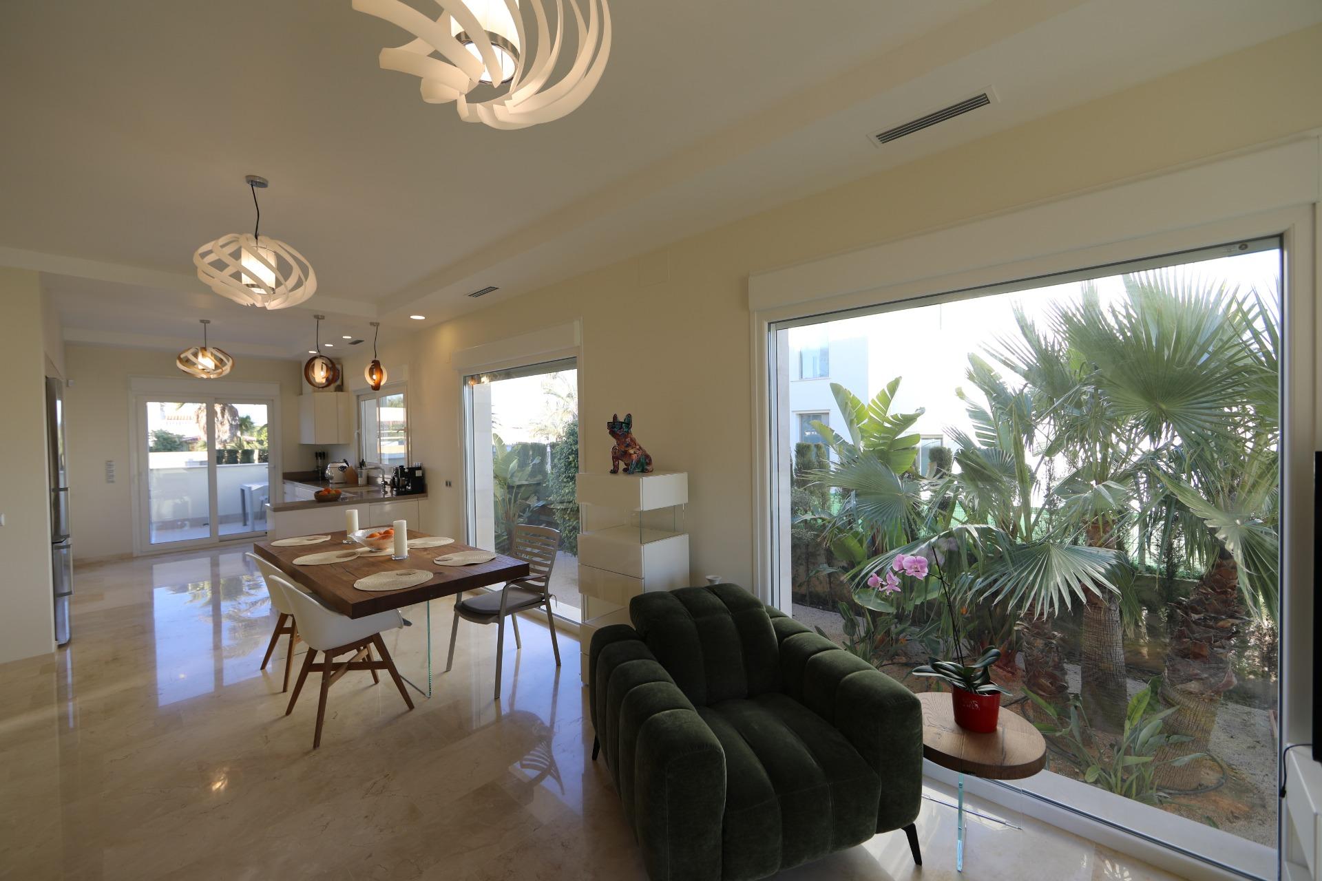 5-Bedroom Luxury Villa in Orihuela Costa - Image 10