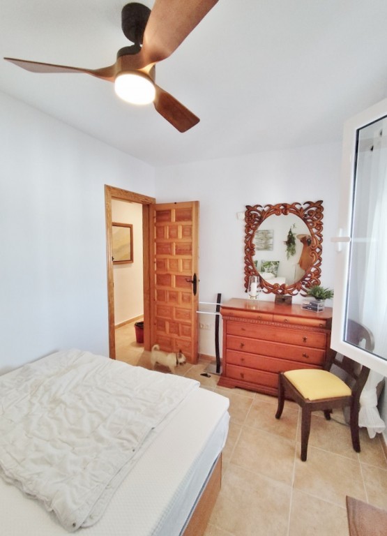 4-Bedroom Villa in Pueblo, San Miguel de Salinas - Image 18