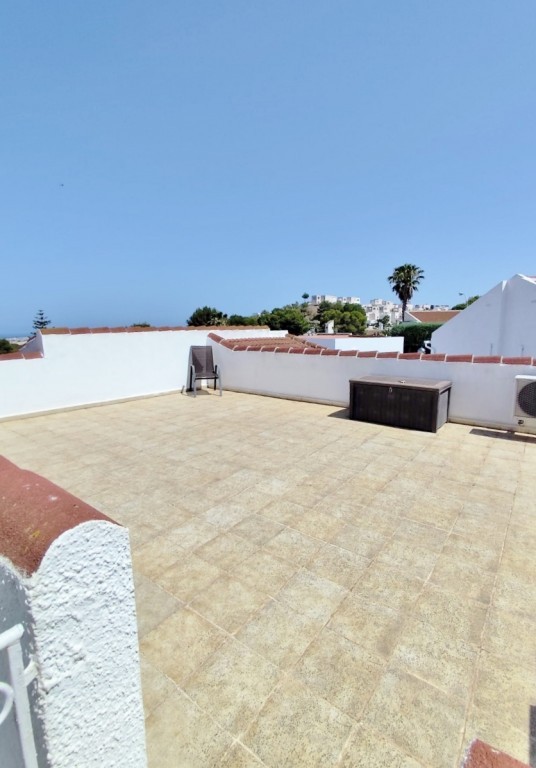 4-Bedroom Villa in Pueblo, San Miguel de Salinas - Image 48