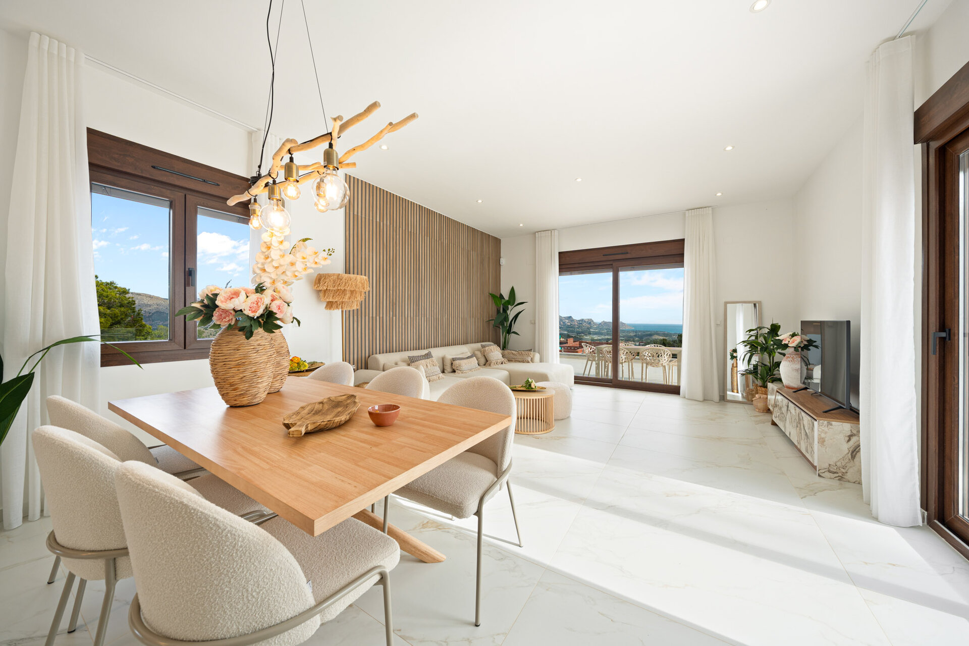 3-Bedroom Detached House in Polop - Image 9