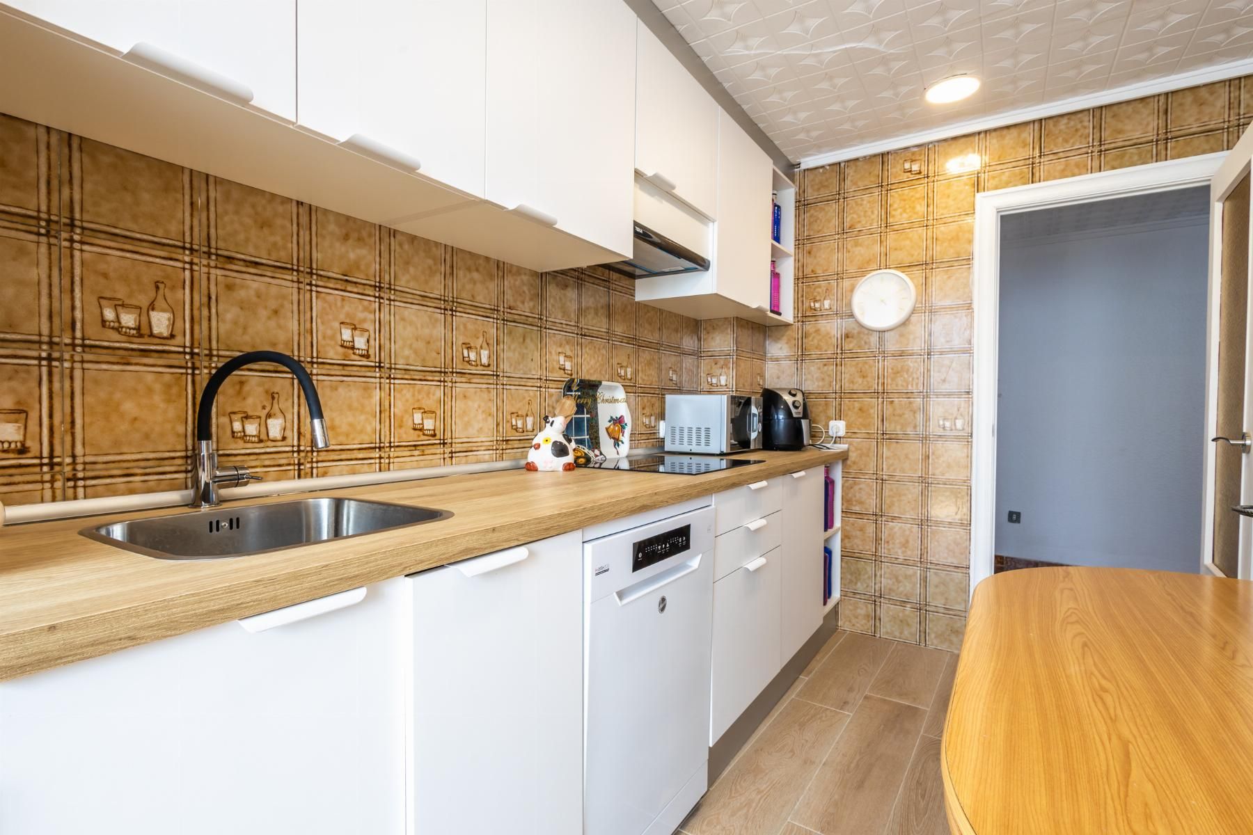 2-Bedroom Apartment in Acequion, Torrevieja - Image 24