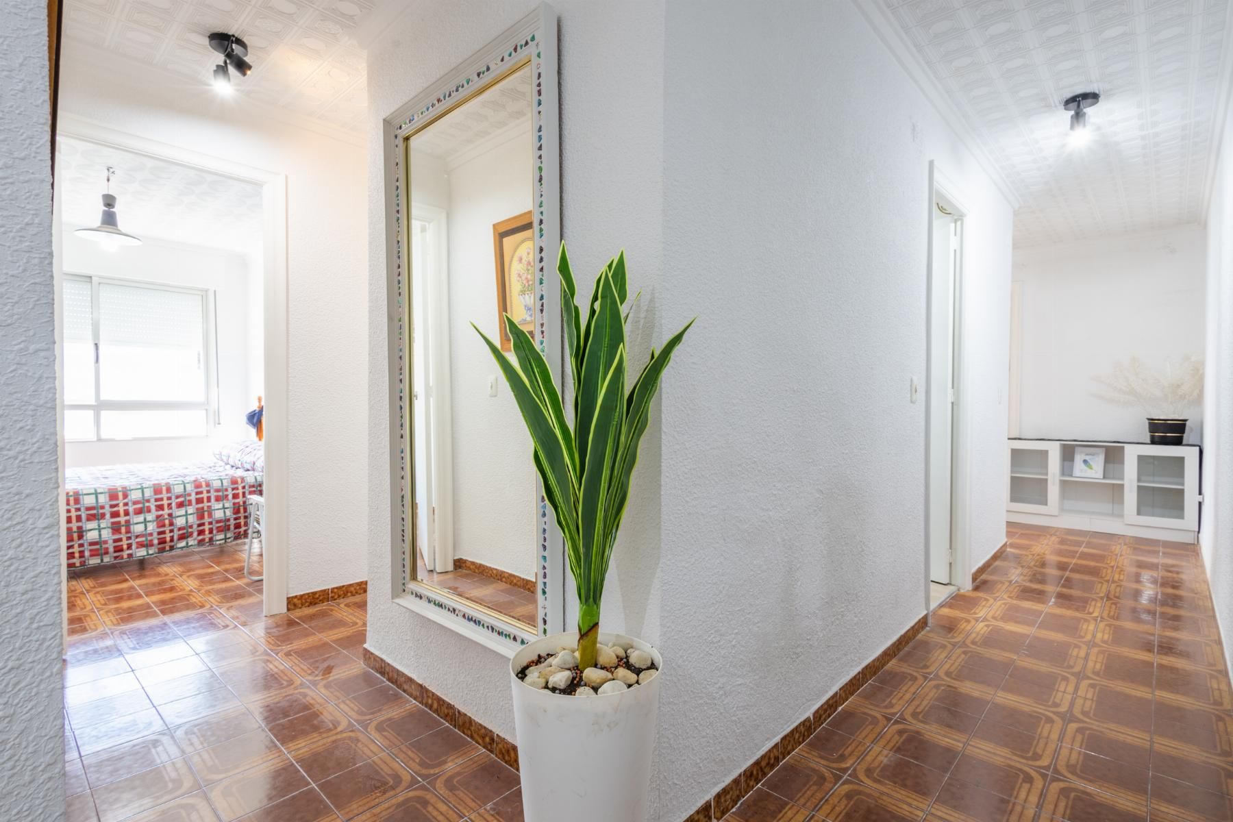 2-Bedroom Apartment in Acequion, Torrevieja - Image 7