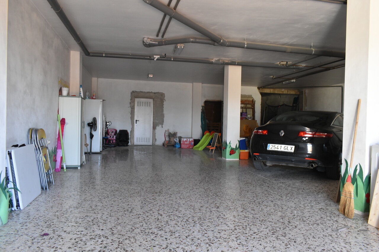 3-Bedroom Villa in Algorfa - Image 28