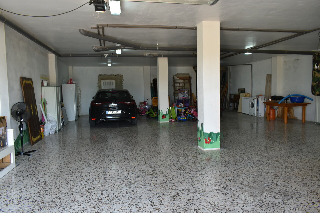 3-Bedroom Villa in Algorfa - Image 29