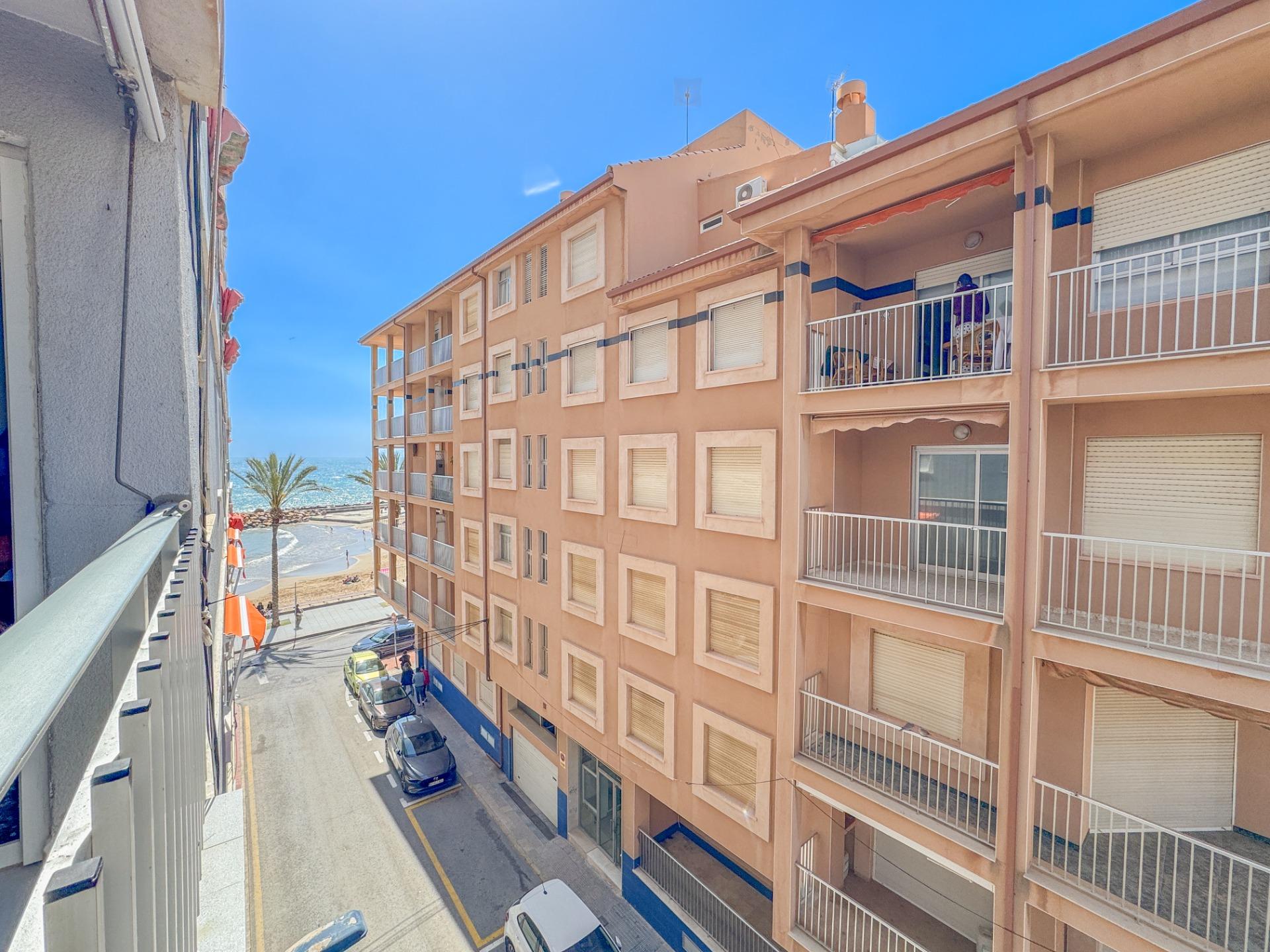 3-Bedroom Apartment in Playa del Cura, Torrevieja - Image 27