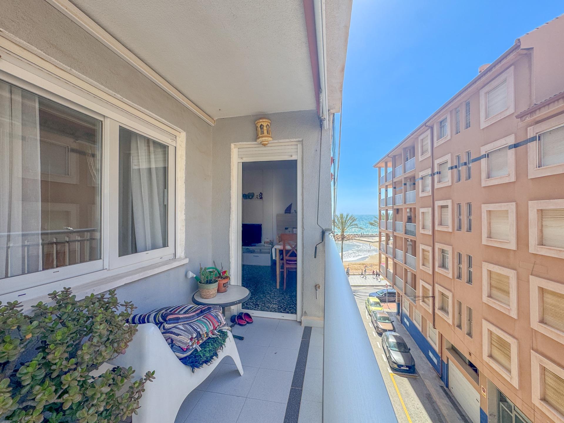 3-Bedroom Apartment in Playa del Cura, Torrevieja - Image 5