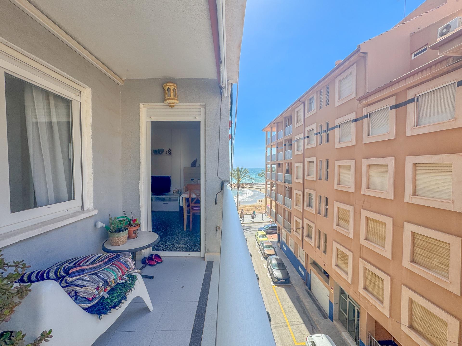 3-Bedroom Apartment in Playa del Cura, Torrevieja - Image 6