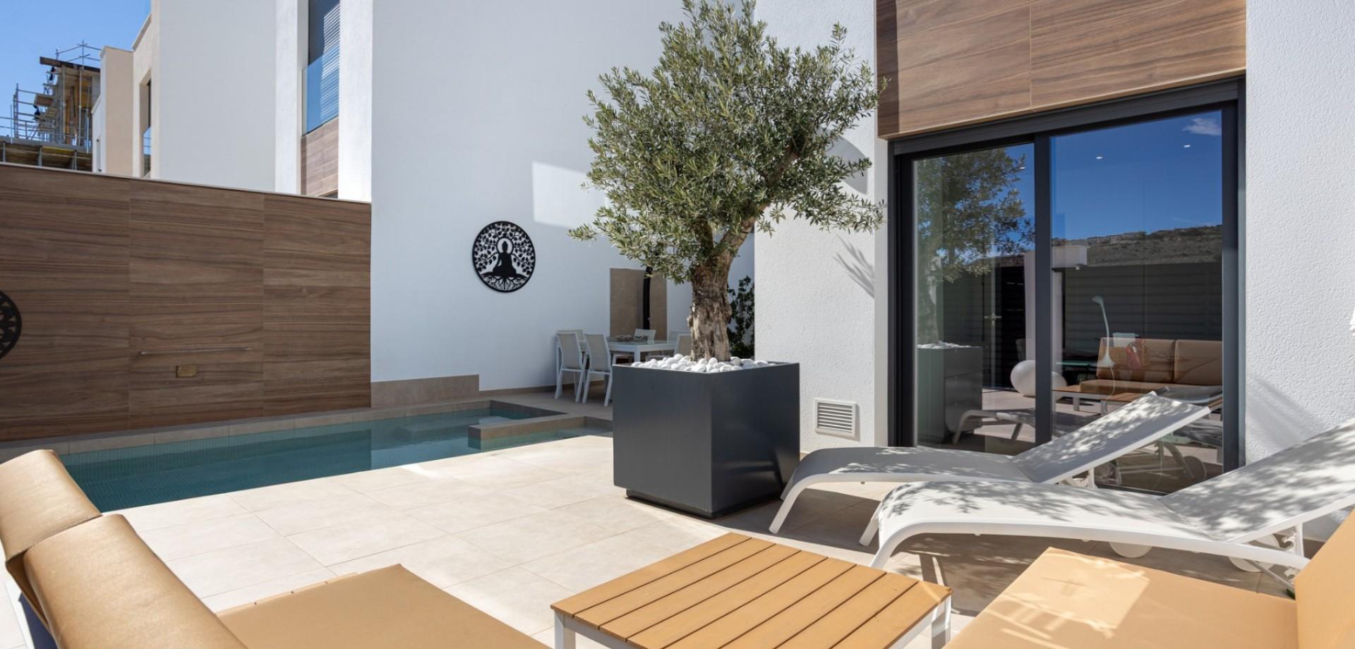 3-Bedroom House in Pueblo 4, Benijofar - Image 1