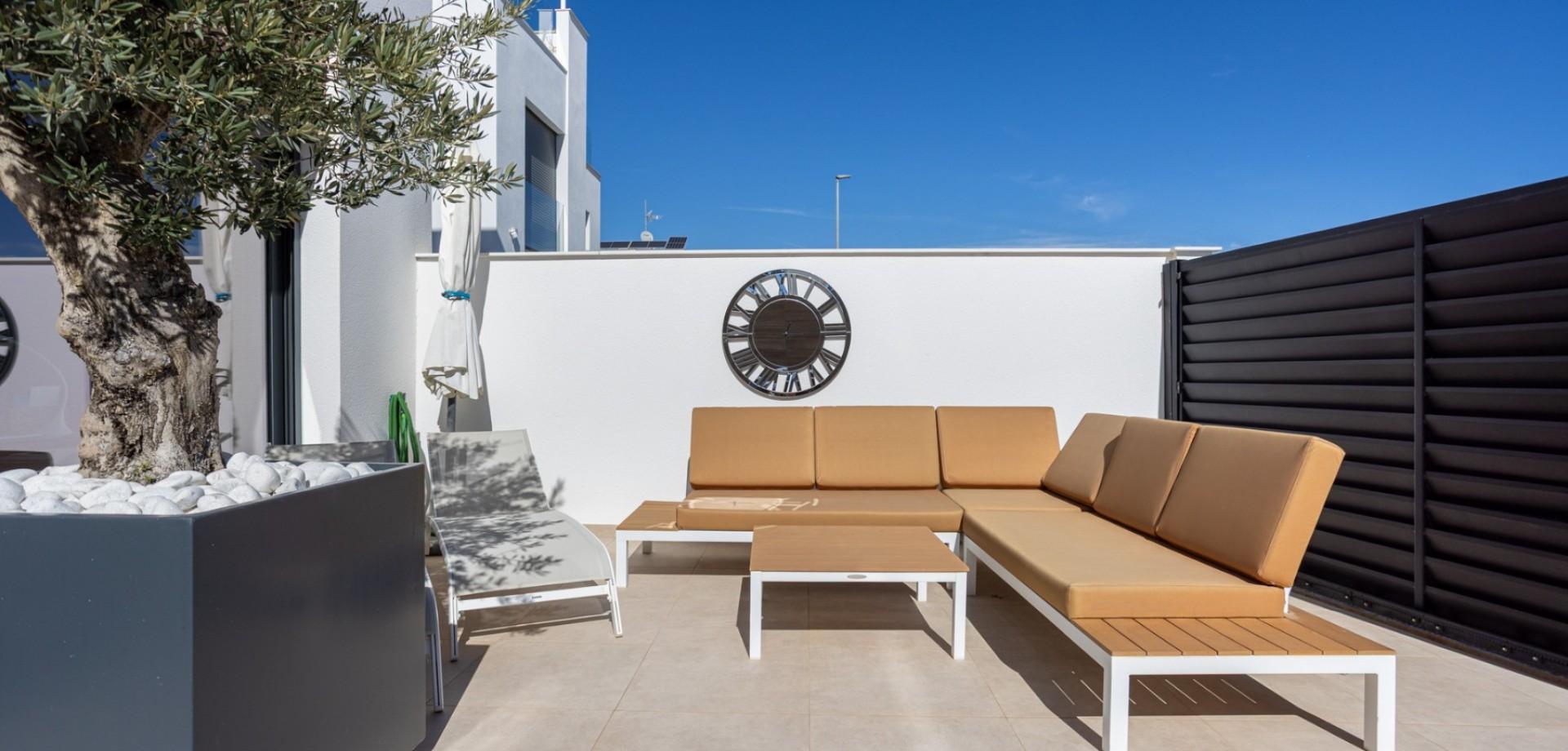 3-Bedroom House in Pueblo 4, Benijofar - Image 12