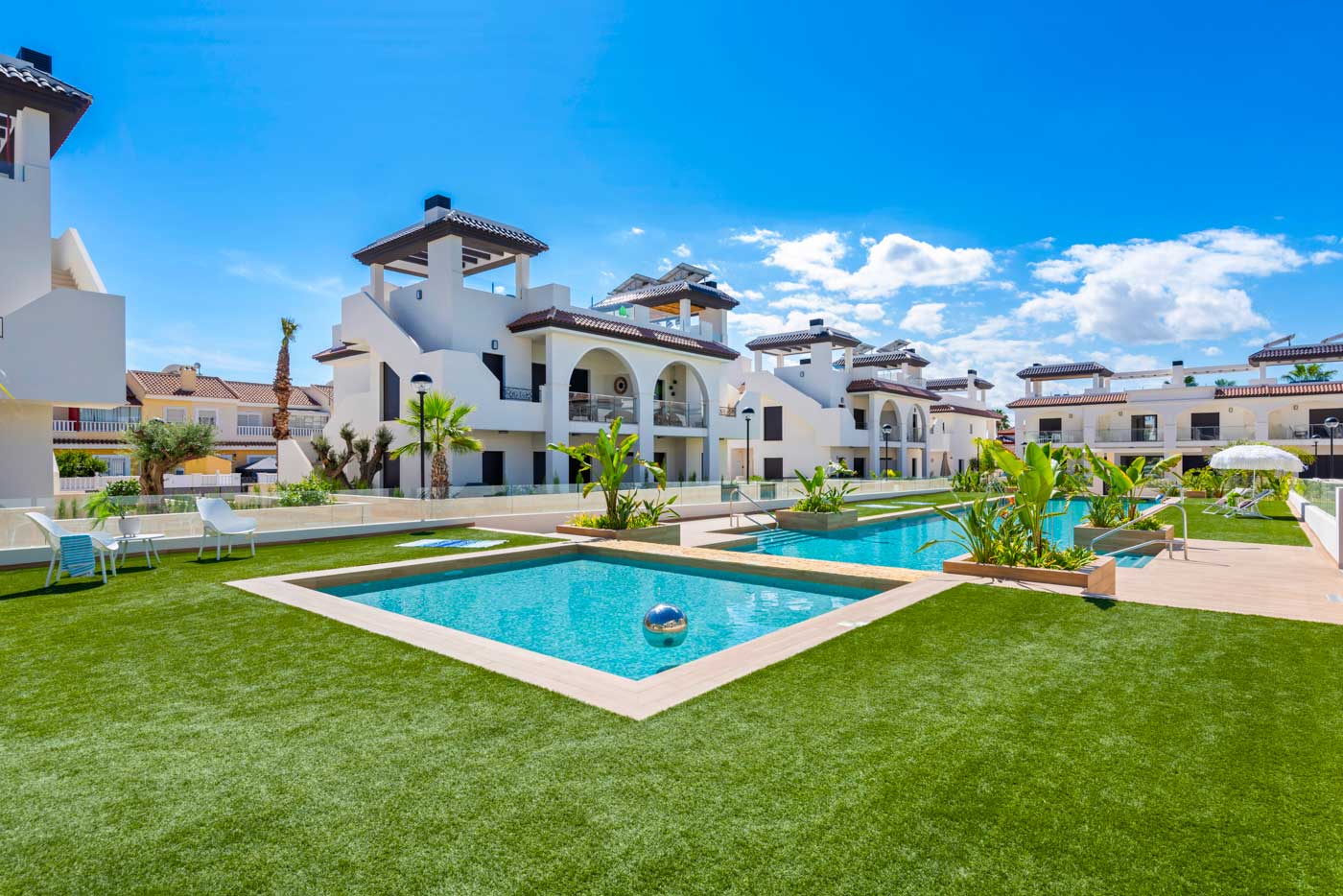 2-Bedroom Bungalow in Rojales - Image 12