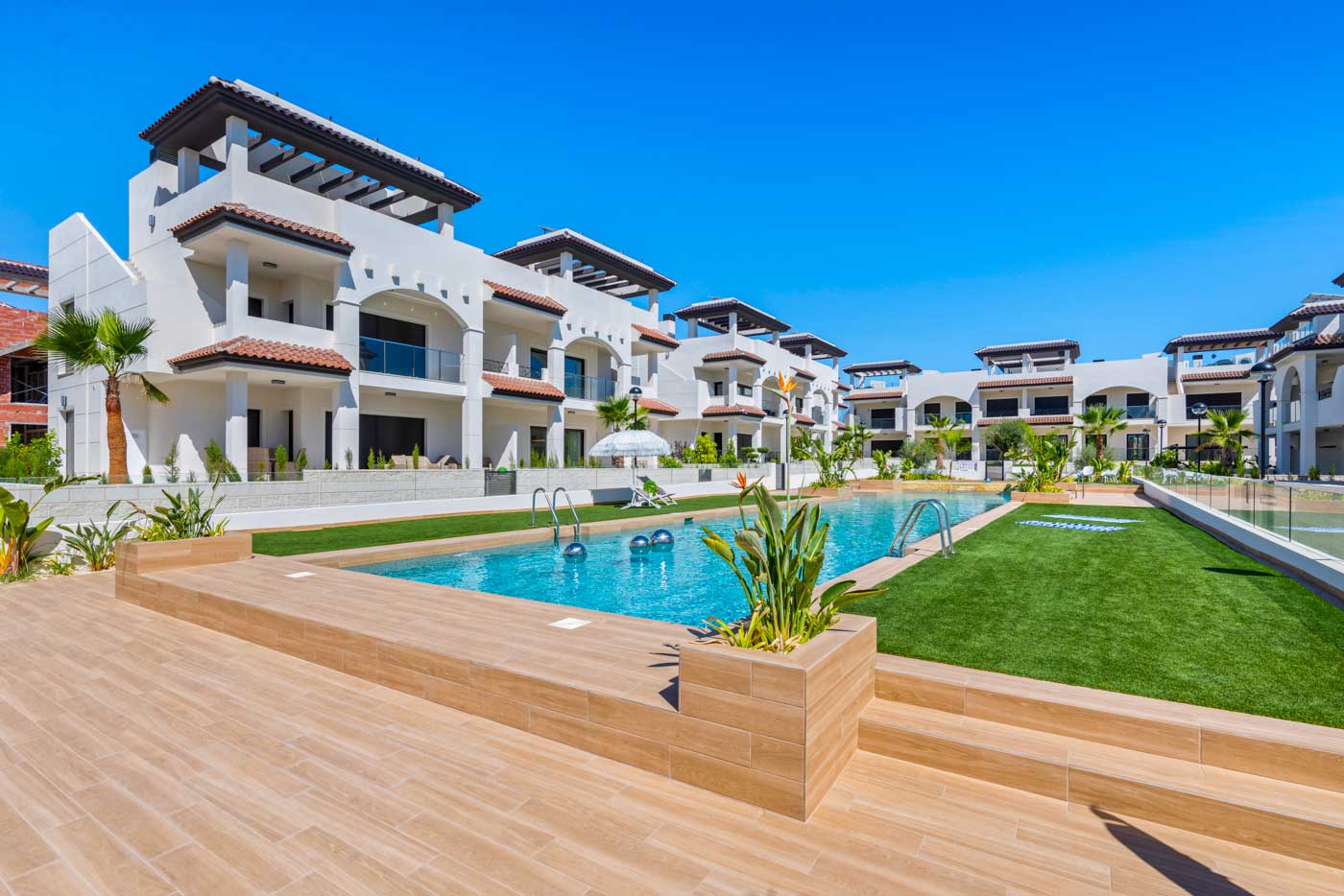 2-Bedroom Bungalow in Rojales - Image 5