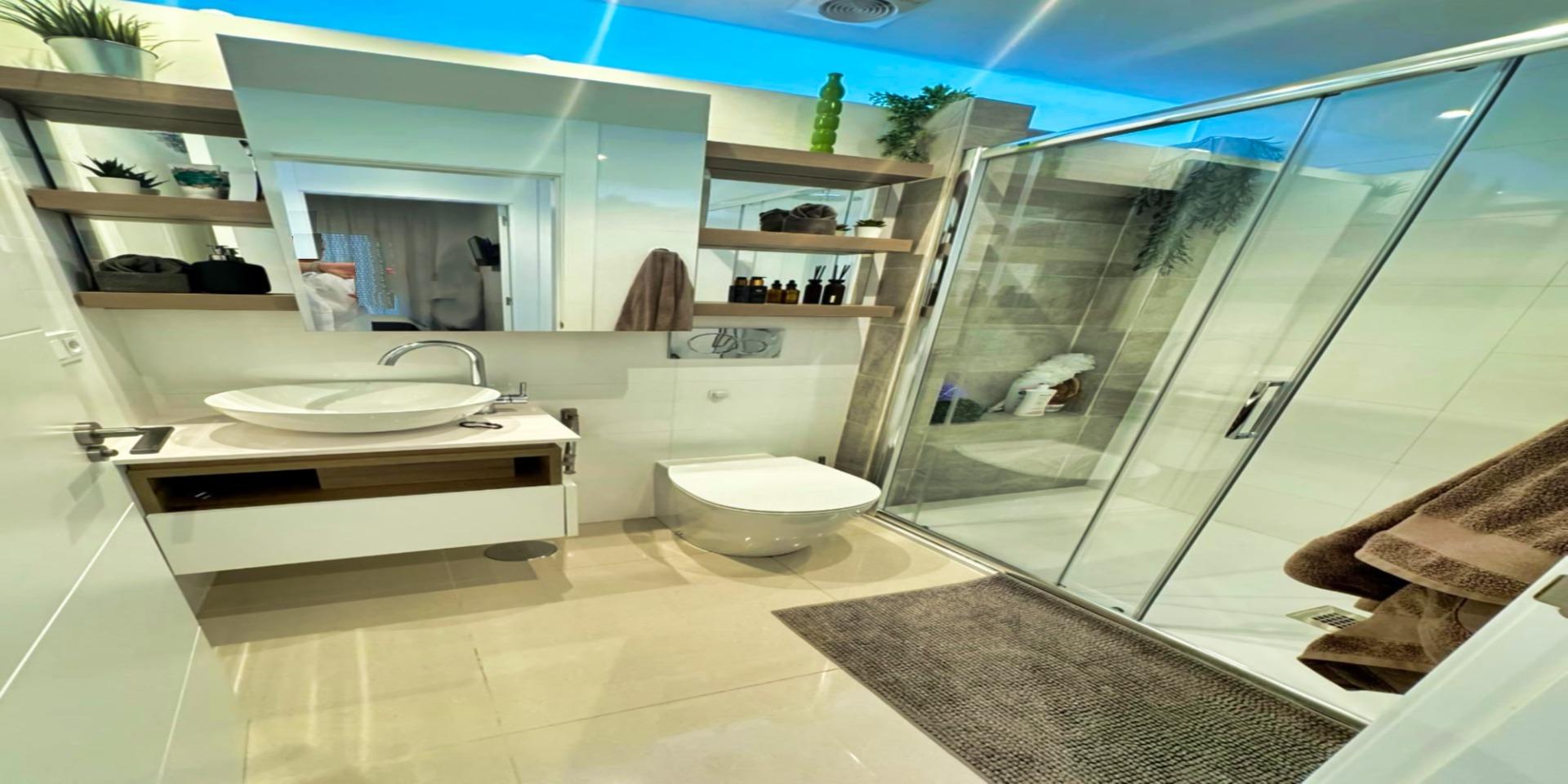 2-Bedroom Bungalow in Benijofar - Image 17