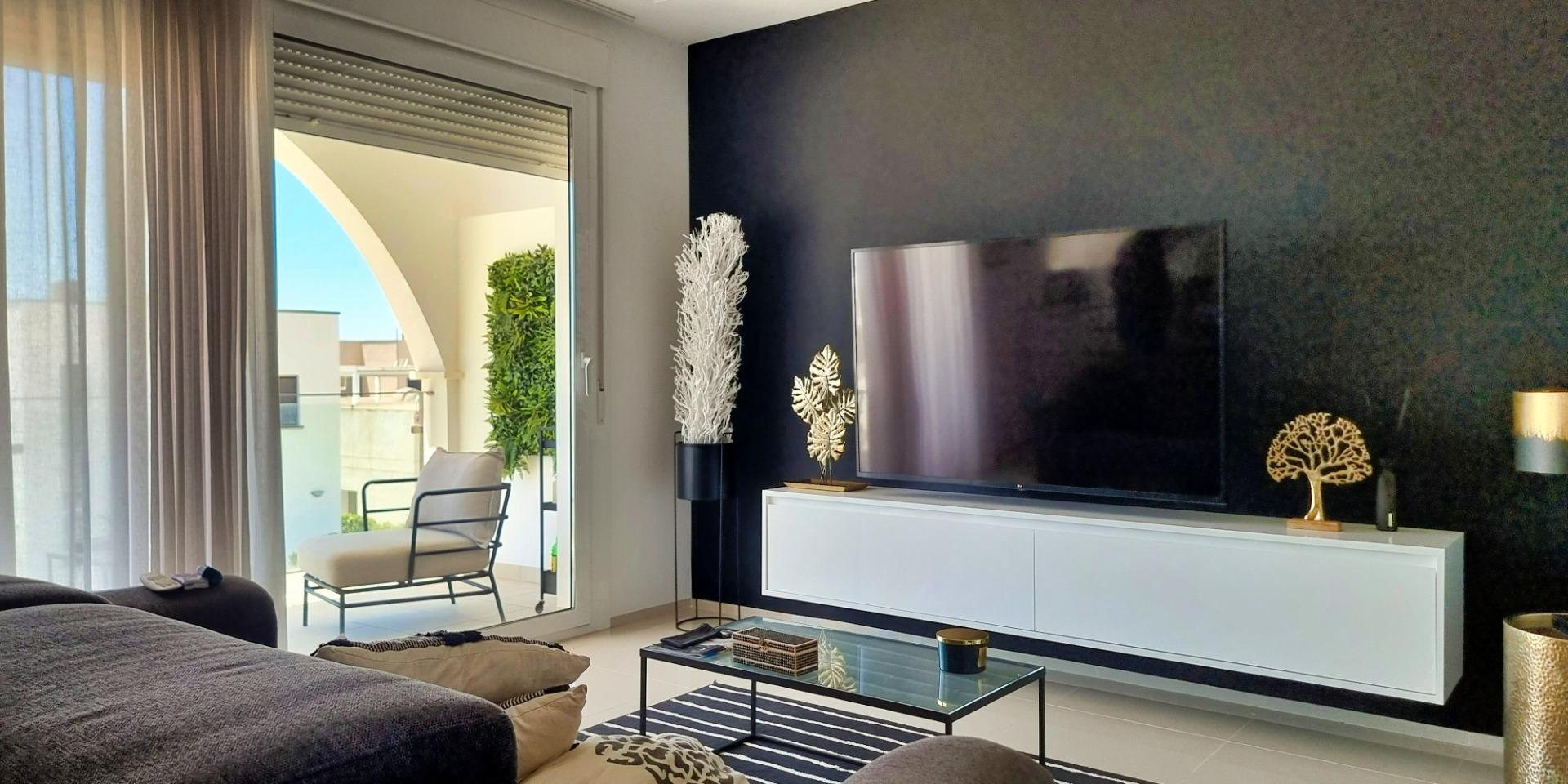 2-Bedroom Bungalow in Benijofar - Image 7