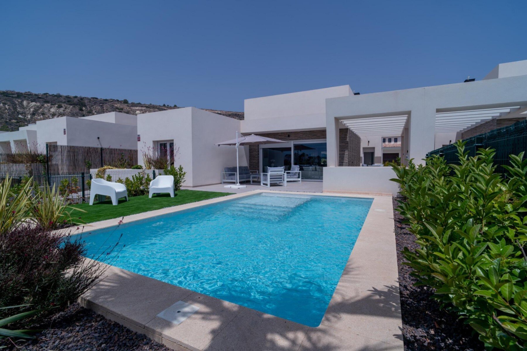 3-Bedroom Villa in Algorfa - Image 1