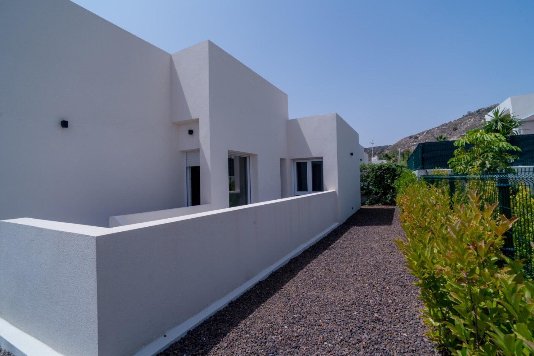 3-Bedroom Villa in Algorfa - Image 7