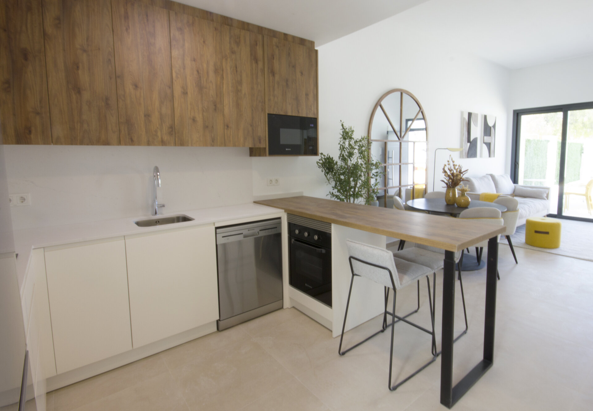 3-Bedroom Bungalow in San Fulgencio - Image 8