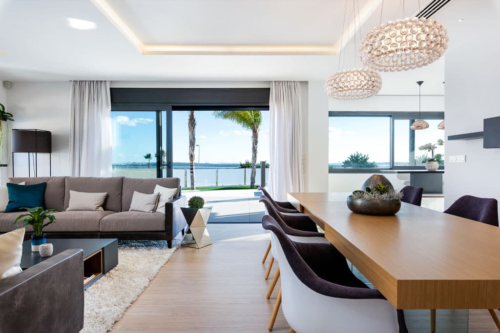 4-Bedroom Detached House in Ciudad Quesada - Image 2