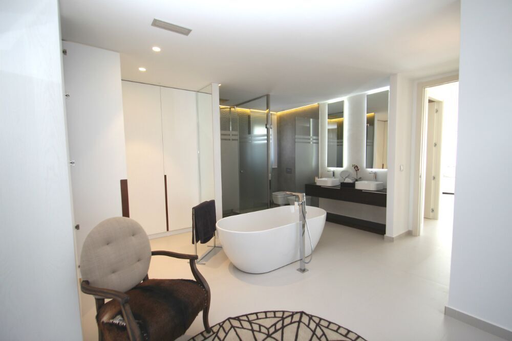 Villa de 4 Dormitorios en, San Miguel de Salinas - Image 23