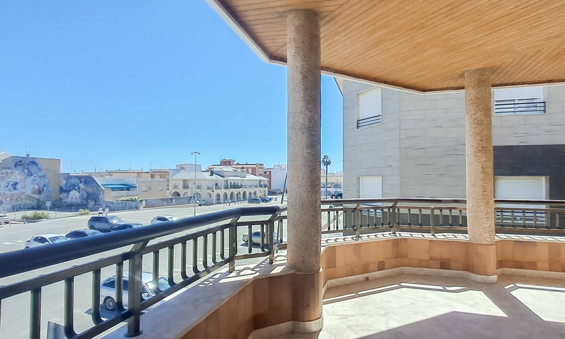 6-Bedroom Apartment in Lo Pagán, San Pedro del Pinatar - Image 2