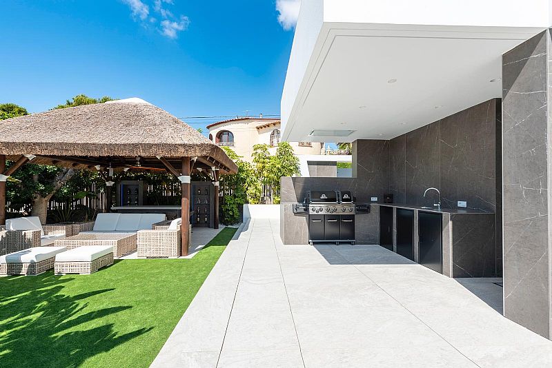 4-Bedroom Villa in Calpe - Image 7