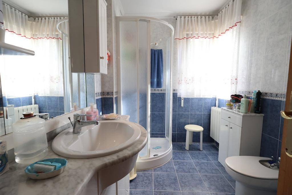 5-Bedroom Villa in Las Filipinas, Orihuela Costa - Image 14