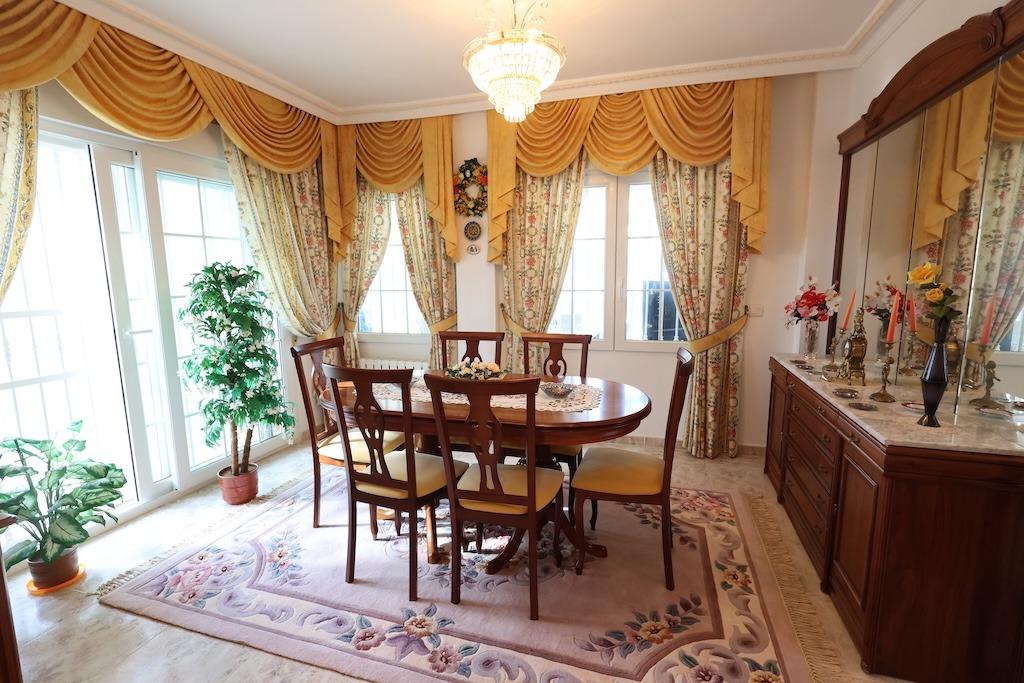 5-Bedroom Villa in Las Filipinas, Orihuela Costa - Image 6