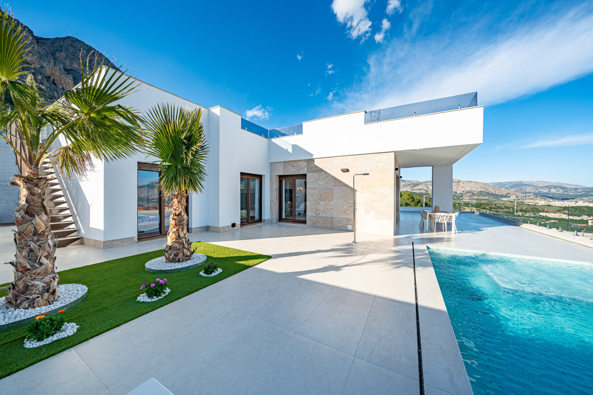 3-Bedroom Detached House in Polop - Image 13
