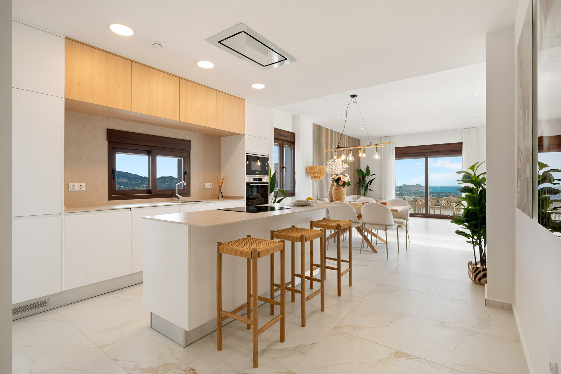 3-Bedroom Detached House in Polop - Image 5