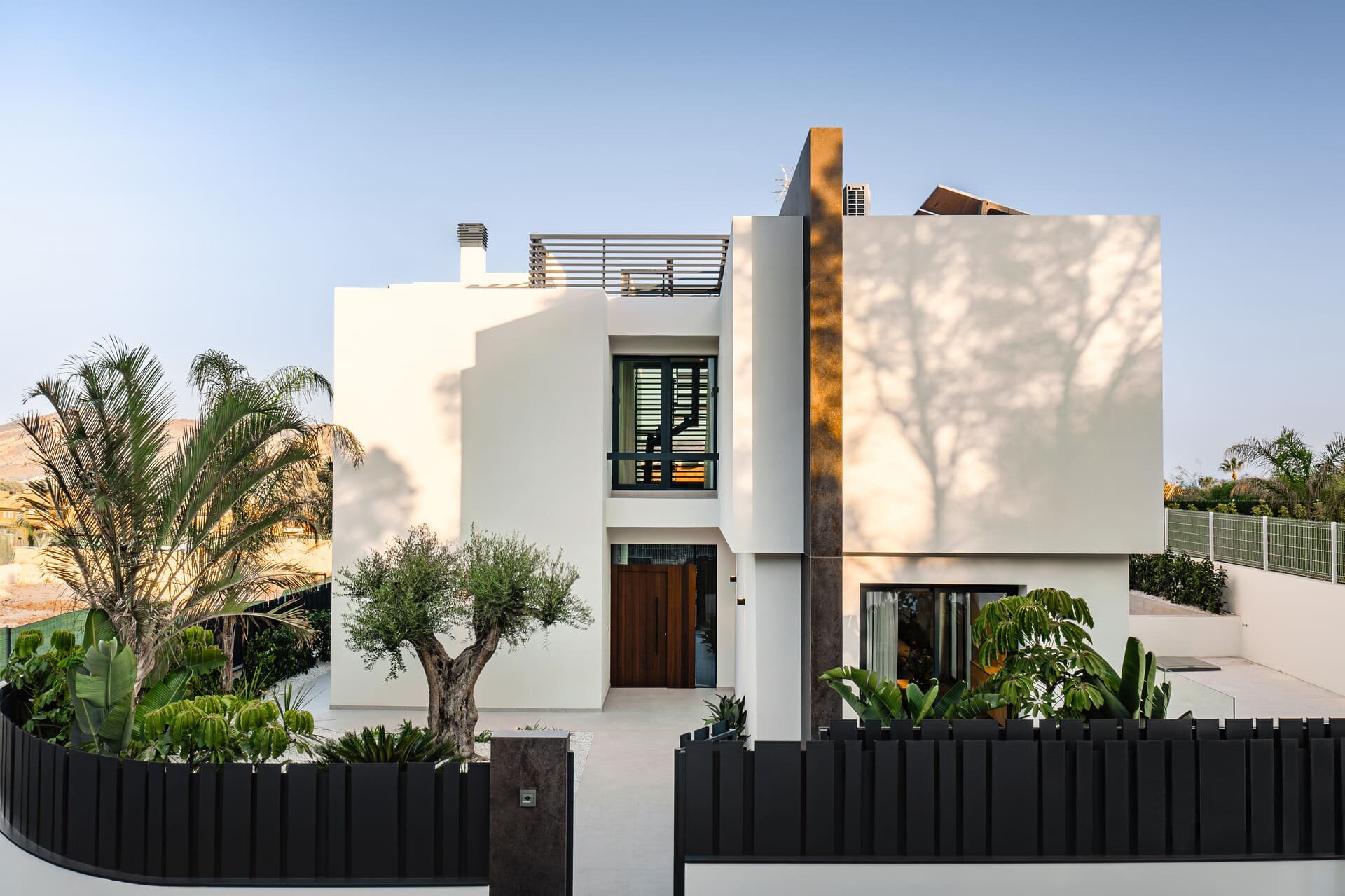 4-Bedroom Villa in La Nucía - Image 23