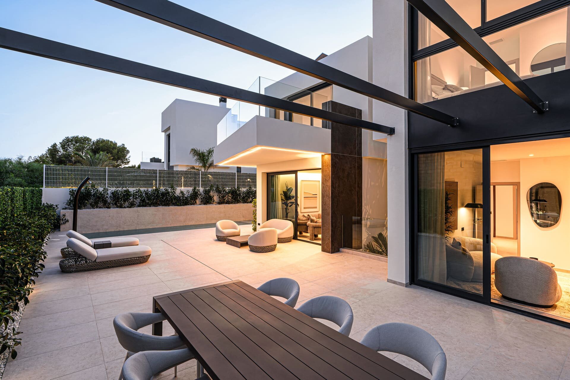 4-Bedroom Villa in La Nucía - Image 6