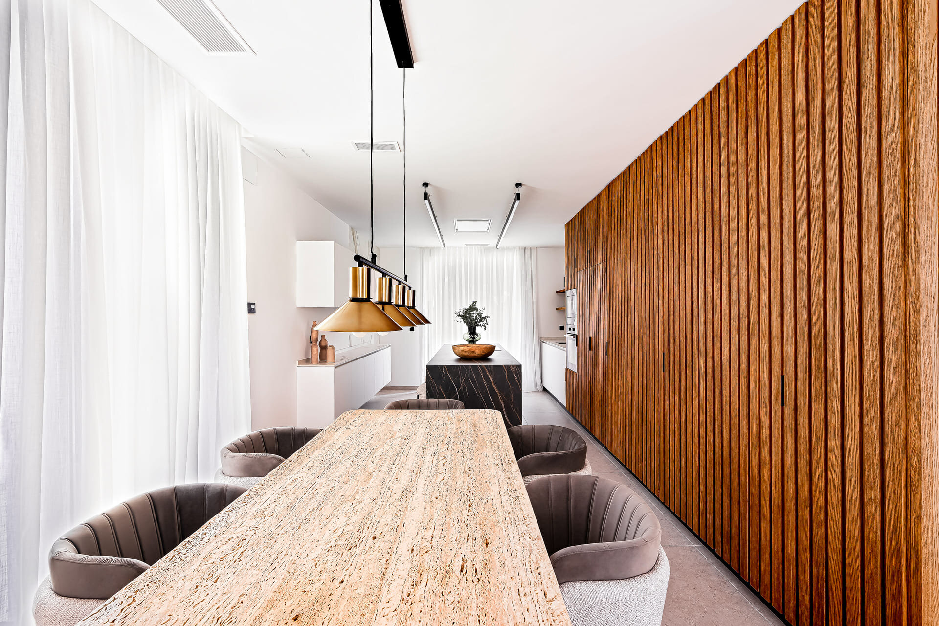 4-Bedroom Villa in La Nucía - Image 8