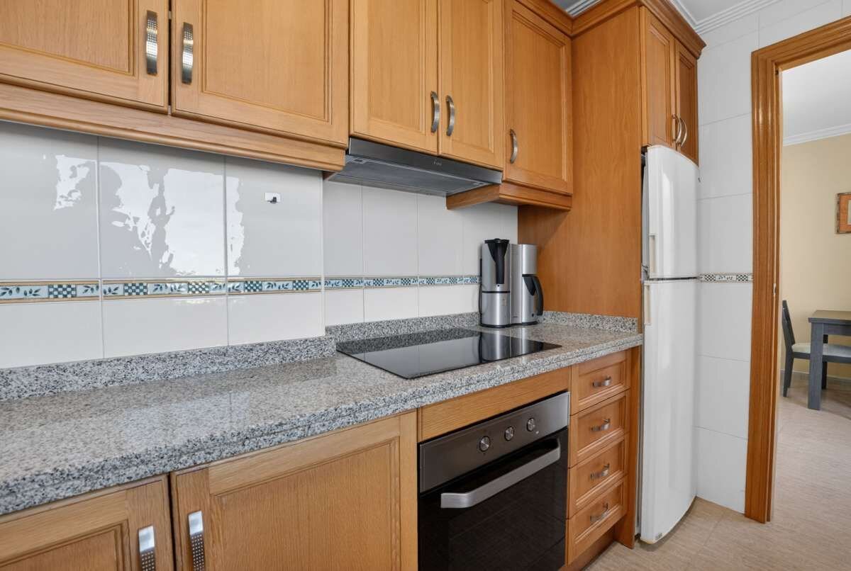 3-Bedroom Apartment in Centro, Torrevieja - Image 12