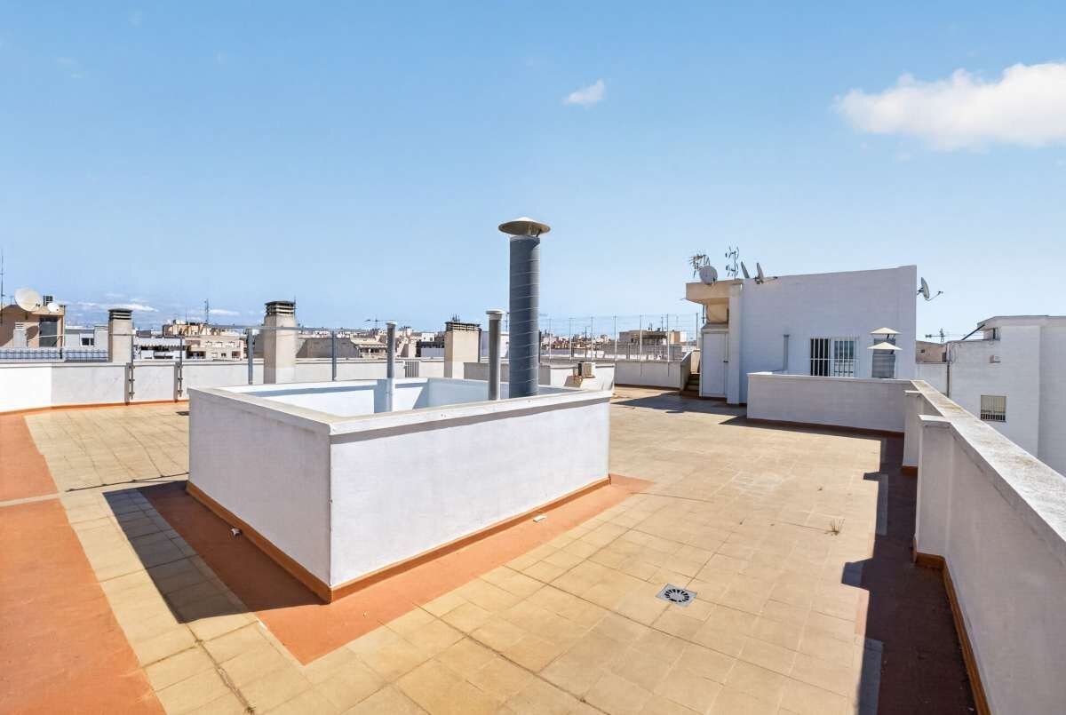 3-Bedroom Apartment in Centro, Torrevieja - Image 21